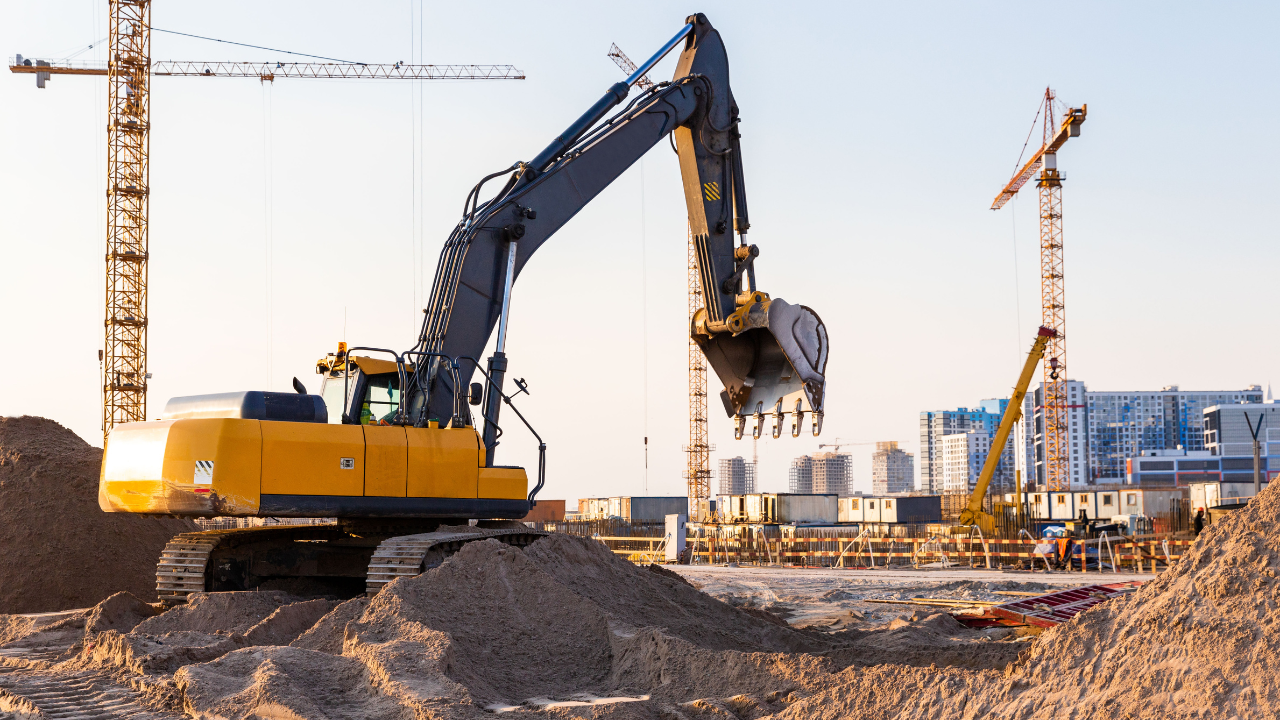 how to secure a construction site​